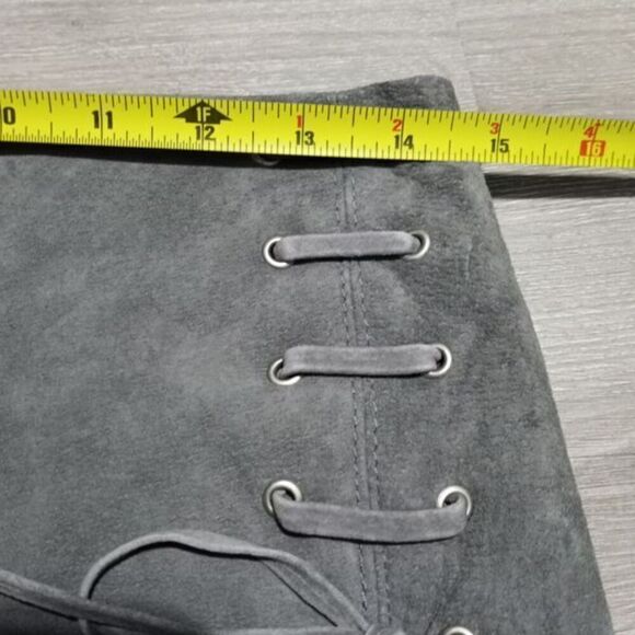 Blanknyc Real suede A- line skirt with Lacing detail sand color Soft fog size 26 - Picture 9 of 12